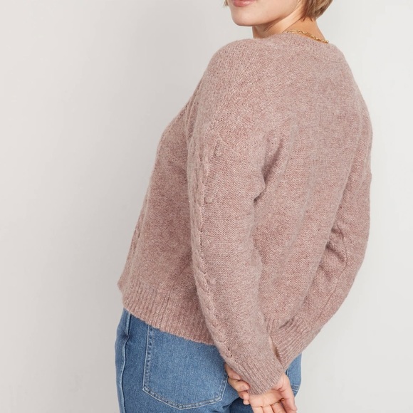 Old Navy Women’s Sweater XL - Picture 2 of 10